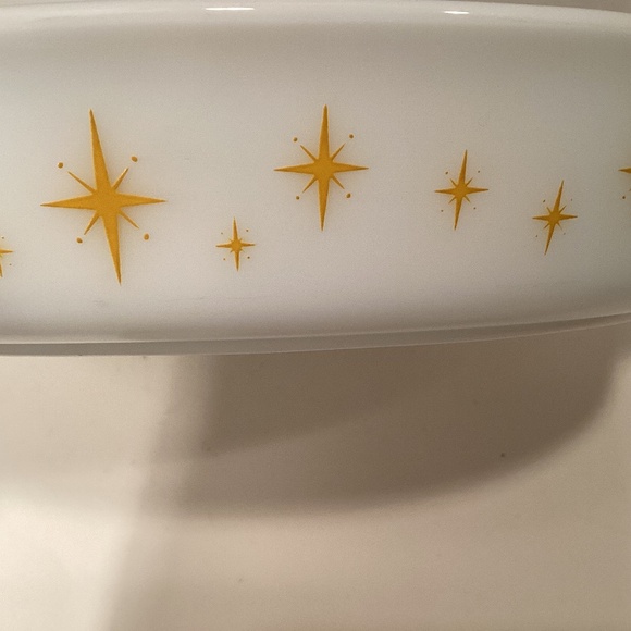 Pyrex Vintage 1959 Promotional ‘Constellations’ Divided Dish w/Cover - Picture 4 of 6